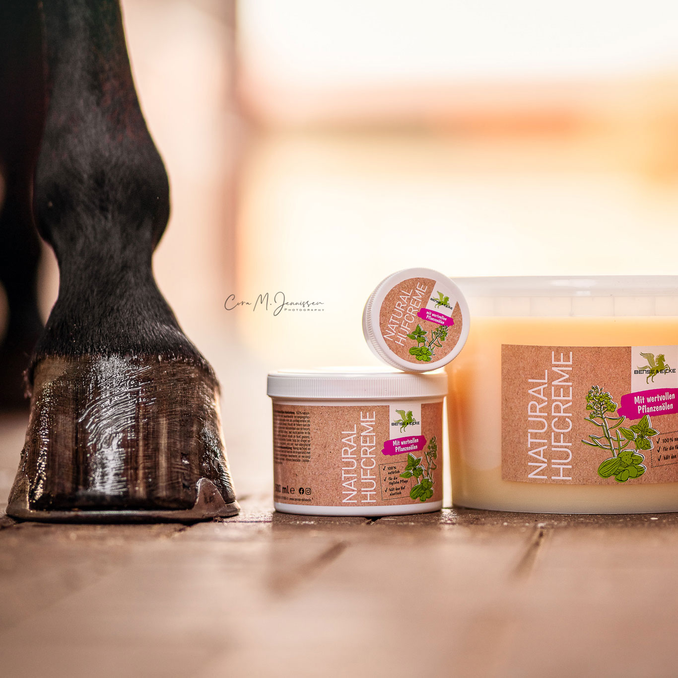 BENSE_EICKE_410_NATURAL-HUFCREME_500ML_MOOD2